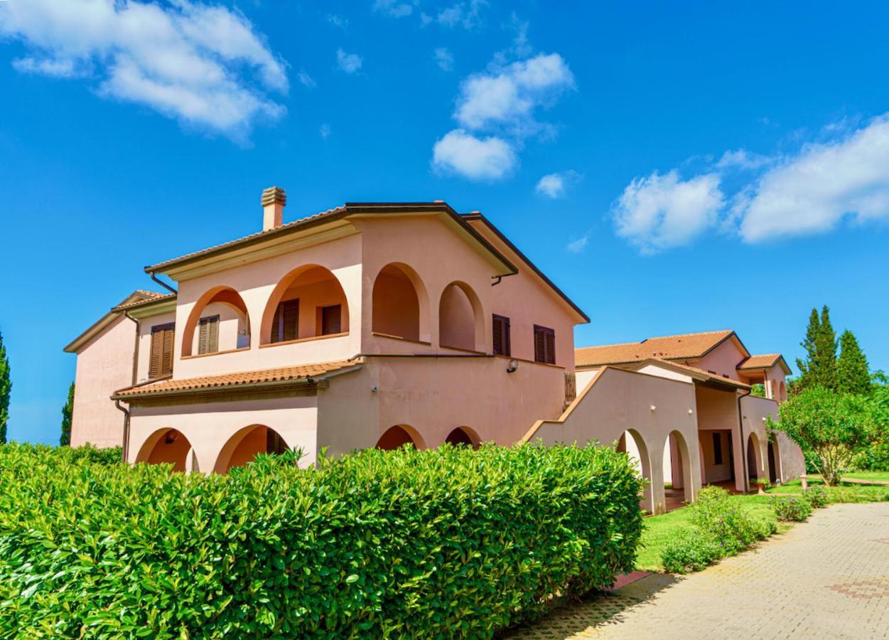 Appartamenti In Residence Villa Santa Maria San Vincenzo Dış mekan fotoğraf